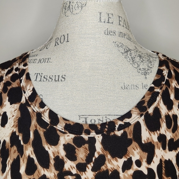 Leopard long sleeve Maxi Dress - Picture 7 of 11